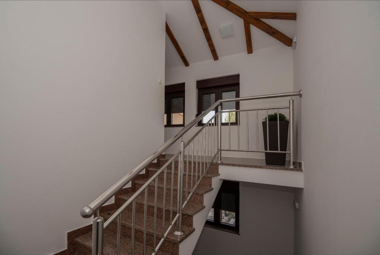Smjestaj Miljas Trebinje Hotel Buitenkant foto