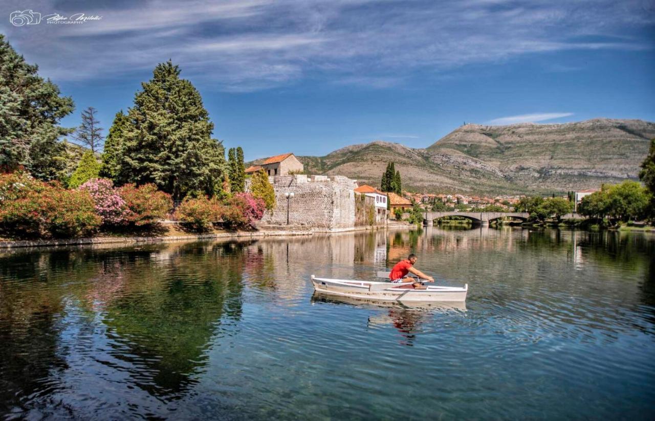 Smjestaj Miljas Trebinje Hotel Buitenkant foto