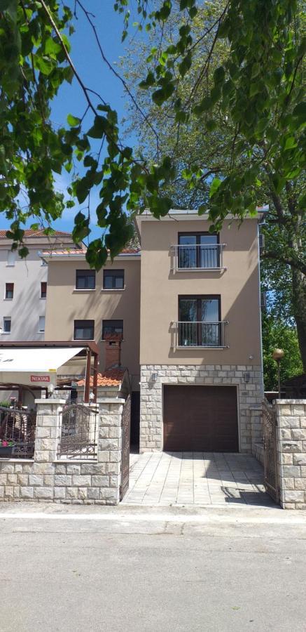 Smjestaj Miljas Trebinje Hotel Buitenkant foto